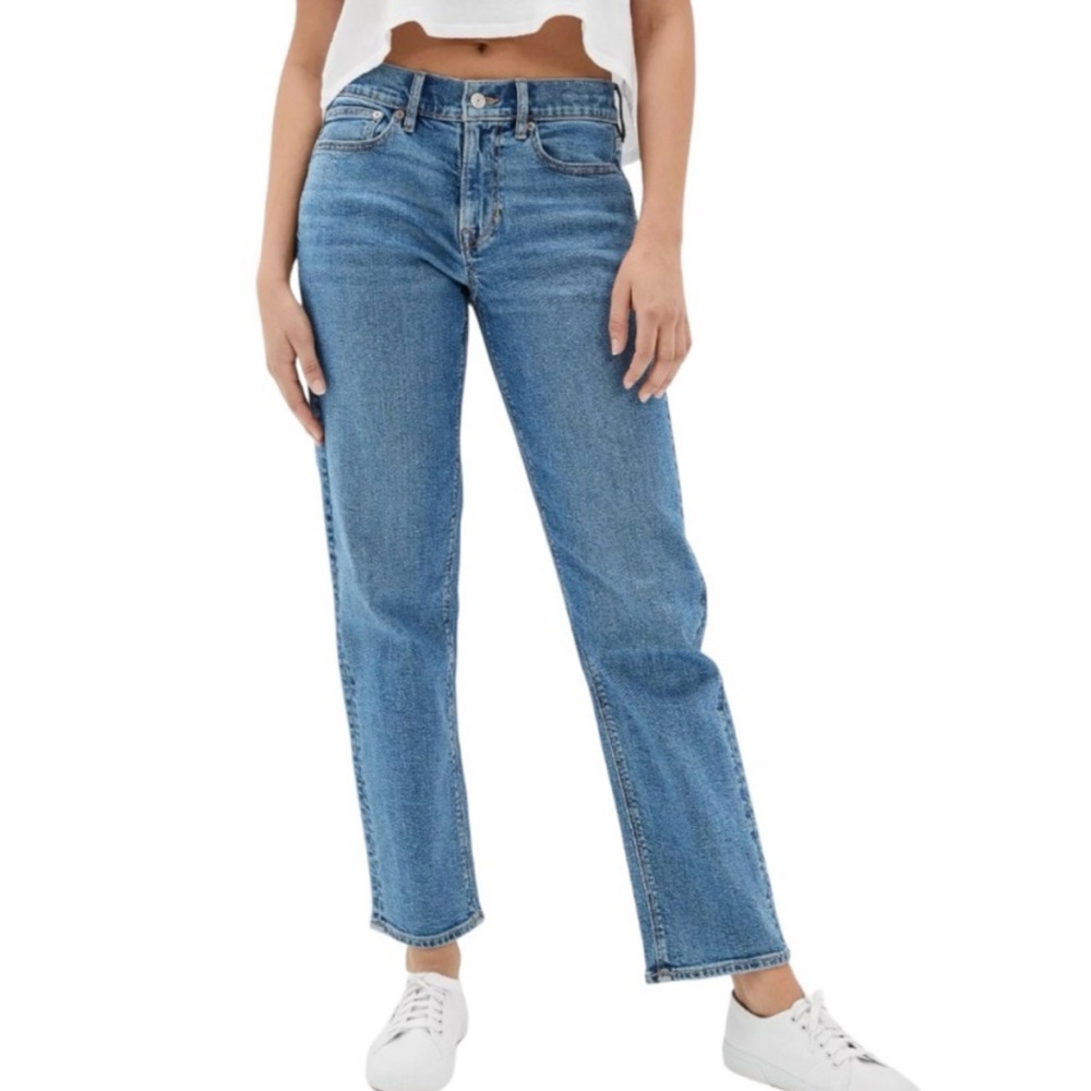 American Eagle 90s Straight Jeans Women’s Size 4 Short Blue Denim